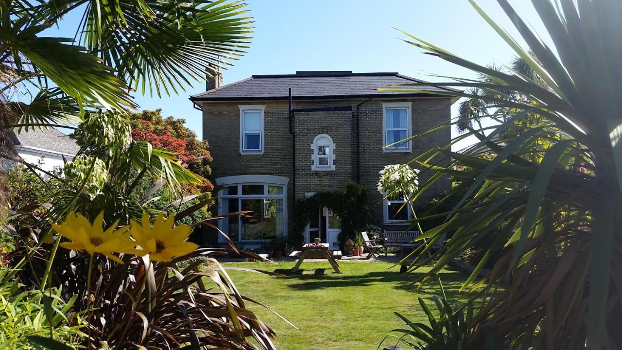 Grantham House Bed & Breakfast ไรด์ ภายนอก รูปภาพ